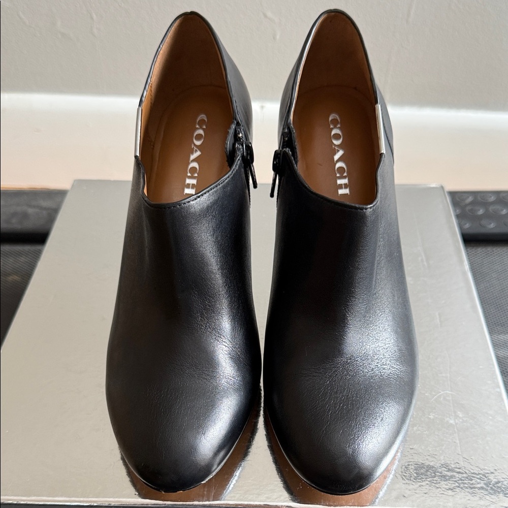 Coach Seneca Black Leather Heeled Booties Size 9.5 B